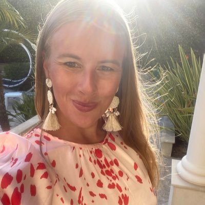 PhoebeWillars's profile picture. Supported by @grayshockey