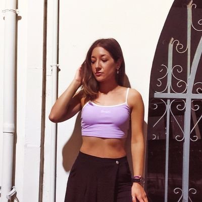 🇬🇷 Blogger | 𝒃𝒆𝒂𝒖𝒕𝒚 • 𝒑𝒆𝒓𝒔𝒐𝒏𝒂𝒍 𝒔𝒕𝒚𝒍𝒆 • 𝒔𝒆𝒍𝒇-𝒄𝒂𝒓𝒆
