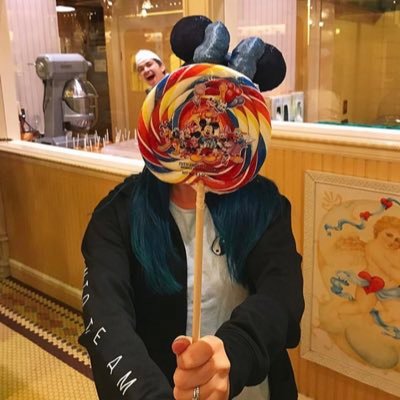 kellrbee24's profile picture. Proud dog mom