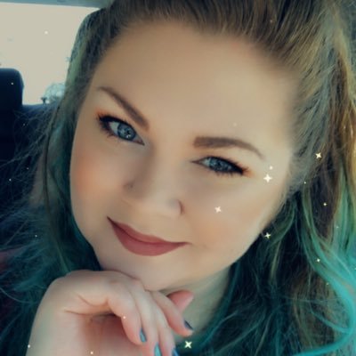 Nerd | Dungeon Master (she/her) Twitch Streamer | https://t.co/IvvsEc2Kan https://t.co/tayXBUYyQE