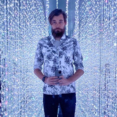 ✧ Indie dev ✧ iOS Developer (SwiftUI + TCA) ✧ Dad ✧ I’m building https://t.co/S5bgmFkwuW @ https://t.co/lGoY0O0aVy. Intrigued by Quantised Intertia