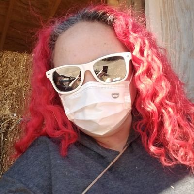 Hippoinatutu's profile picture. writer/creative weirdo they/she
@ESTBLSHMNT @xoJanedotcom #binder AllViewsMyOwn https://t.co/XiI7uUclVQ