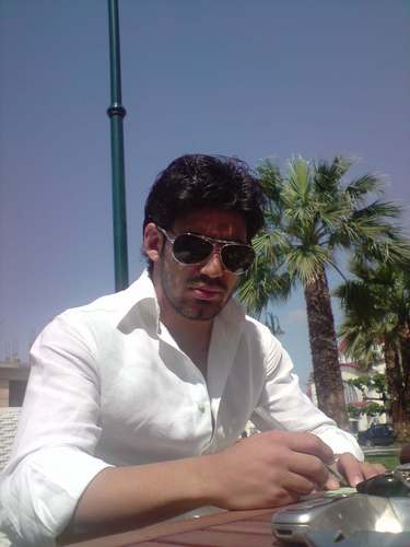 giorgosde's profile picture. 