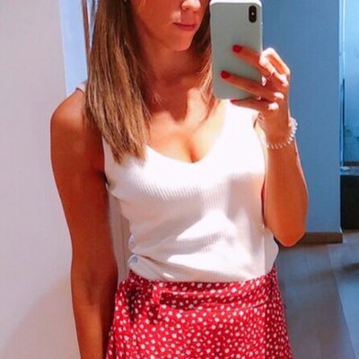 MuyMía🖤 y MuyBi🏳️🌈 ~ Sapiosexual🧠 ~ Hedonista empedernida🔥~❌No OF/ No sexting/ No videollamada/ Not a🦄❌