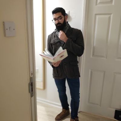 Computational Social/Behavioral Scientist. PhD Cybersecurity @ucl. When I'm not trying to whip up new recipes, I study why people fight on the internet so much.