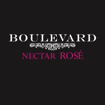 #BoulevardXDJZinhle 🥂           
Black bottle - Product of France.
BLVD nectar rosé & luxury nectar - MCC