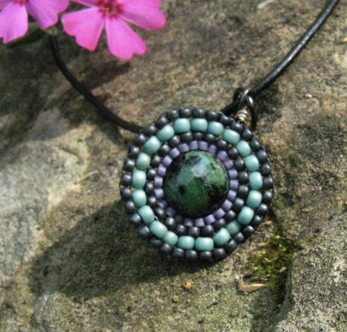 Unique hand woven beaded jewelry and gifts. http://t.co/46eiRoGm7h