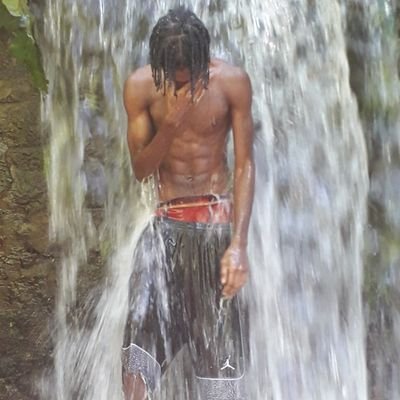 CyriuslyCyrius's profile picture. advienne que pourra qu'on ce connaisse ou pas que t'apprecie ou pas je suis... tu sais déjà