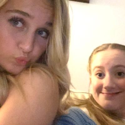 LuciaIreland's profile picture. 