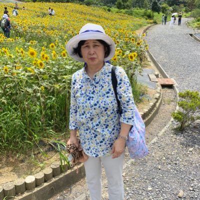 SETSUKOSUZUKI8's profile picture. いつでもポジティブで、前向き物事を考え行動しています。