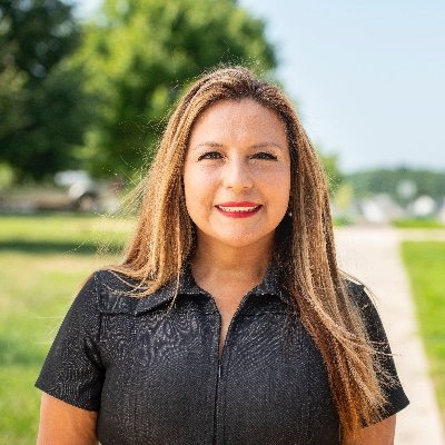 Effective Progressive Running for VA’s 7th Congressional district. Social Worker. Latina. Immigrant. Union Sister. Mom to 4. Former Delegate. She/her.