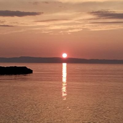 dünyayı güzellik kurtaracak bir insanı sevmekle başlayacak herşey.