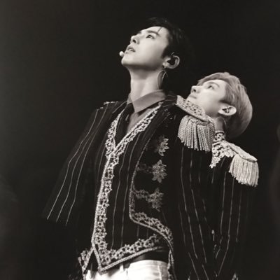Tyc_Wty's profile picture. Bigeast *❤︎* 🍓🍑  WayZenNi *❤︎* 🐻🐱🐥🦖🦄🐏
