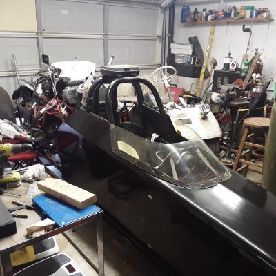 Iam gerald palacios a top dragster owner and driver