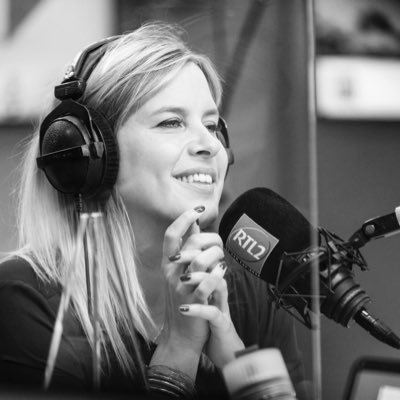 Co-Animatrice du Double Expresso. 6h/9h30 sur RTL2 & 7h/9h sur W9 #LDERTL2 - Voix off - 👱🏼♀️📻☀️ - Instagram : jusalmon