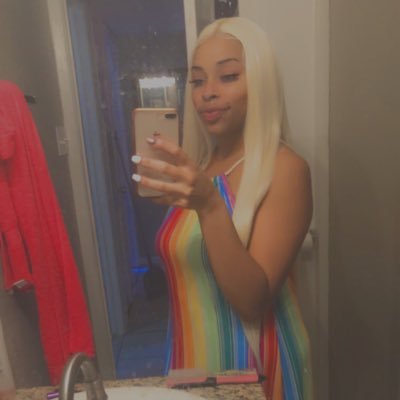 Hair Stylist (Texas Braider)💆🏽♀️ Money Maker 🤑 Kaylani’s Mommy 🤞🏽💜 SC:Kee_thugga21 FaceBook: Ikerriah Smith Insta: kaylanimommy19