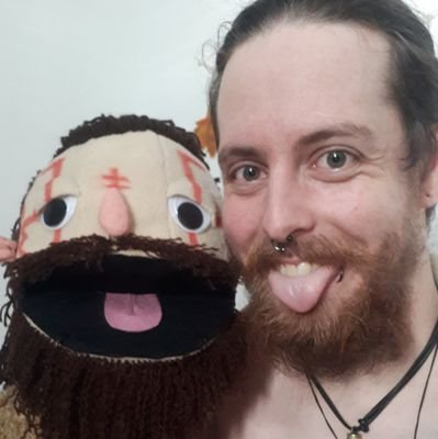 I'm Sam, a SFX graduate based in Cornwall.
LARP, D&D And VR