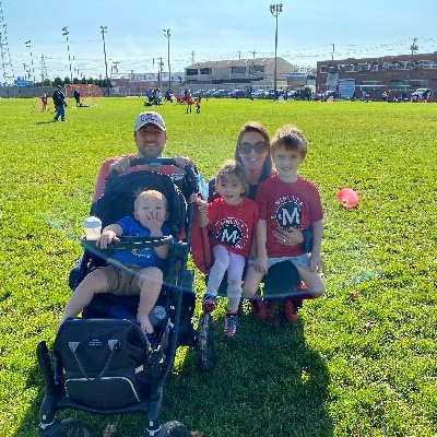 The_Creightons's profile picture. 