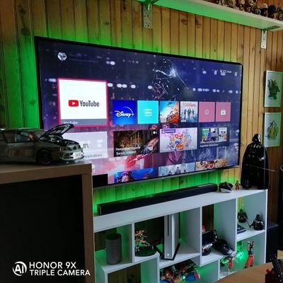 cedthebest60's profile picture. fan de nouvelles technologies et gamer en gros un geek et fière de l’être