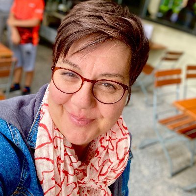 KarinKobler's profile picture. laufend am reden
Radio #SRF - Leichtathletikmeetings - Amriswil - Volleyball - Konzerte * hier privat unterwegs