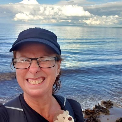English Teacher. Loves language, reading, walking, being outdoors, time in nature, mindfulness, swimming, my two mini schnauzers, gin n... chocolate!