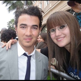 StalkerSarahM's profile picture. My name is Sarah M and my favorite hobby is stalking celebs in Hollywood!