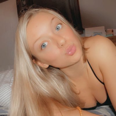 rachaelcarlsonn Profile Picture