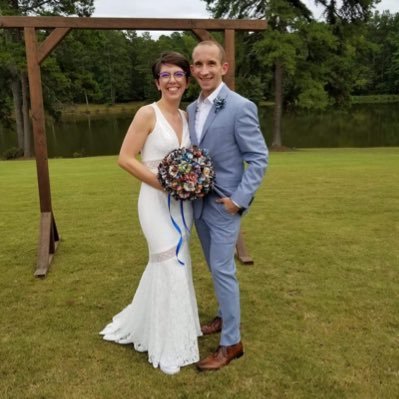 1/2 of the Pizza and Parsecs duo! Full time nerd, dancer, and wife to my wonderful husband Dave! Check us out on your favorite podcatcher @PizzaAndParsecs