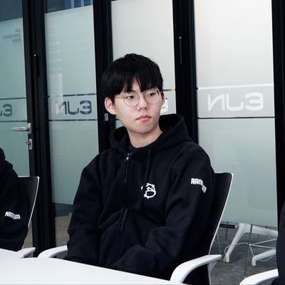 KR
ER pro player
and HS, SV
https://t.co/pCZBmI0Phb
E-mail: thedabe@naver.com
Discord: SeolDaBi