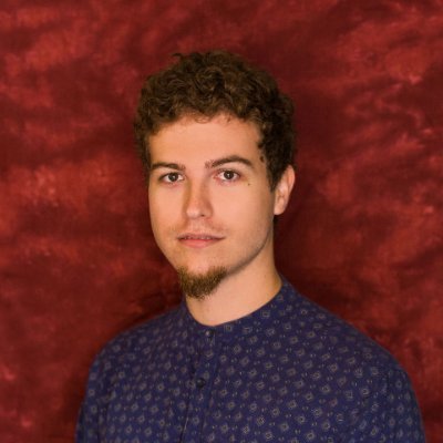 Burgeoning songwriter; https://t.co/3pfqyq61jY
.
In a romantic relationship with History
.
Here for the word-streams and endless wit
