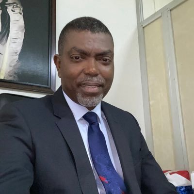 Male,anglican,lawyer.Arsenal.Barca,cricket,chess,squash.Passionate about development of society and the improvement of avenues of happiness for mankind!!!