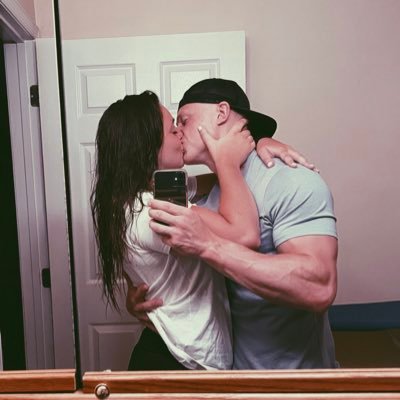 emhunter18's profile picture. uTampa ‘21 | TH ♡