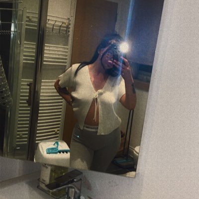 laurenl88116624's profile picture. init