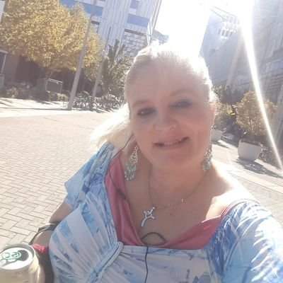 😃🙋♀️💞 God Bless our united States 🙏 🙌 ♥ and i pray 🙏 every one gets better if there not feeling well during this time of the year
god bless everyone 😃