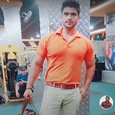 फुल राम्रो काडा भएनि माया लाग्छ तिम्रो टाढा बएनी 😉😊