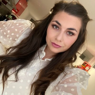 AylineTasdemir's profile picture. 🤫