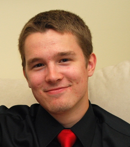 Book Enthusiast, Marketing & Info Systems Student at Sprott, Soccer Player
