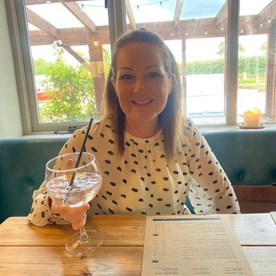 EmmaHampton86's profile picture. Wife❤️Mother❤️Nurse