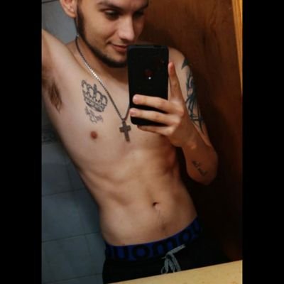 maxi_silclir's profile picture. Marca tu destino y tu futuro a cada paso. 

Decide bien donde caminar y acompañado de quién.