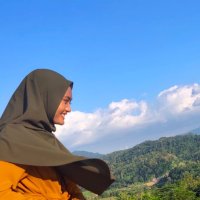 yuni safitri (@yunisaftr) 's Twitter Profile