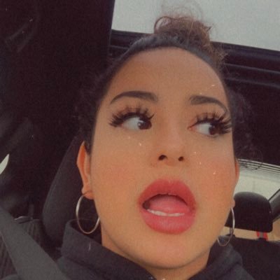 zenatles's profile picture. 💕