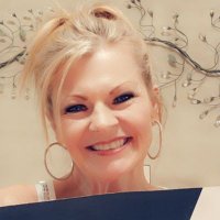 Rhonda Summers - @RhondaS14460998 Twitter Profile Photo