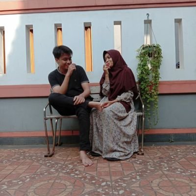 obengbengkok12's profile picture. sakit.. kepedihan.. luka.. dan air mata.. membuat seseorang menjadi lebih dewasa  Pencinta ghotic metal penikmat pop punk skin head skatepunk