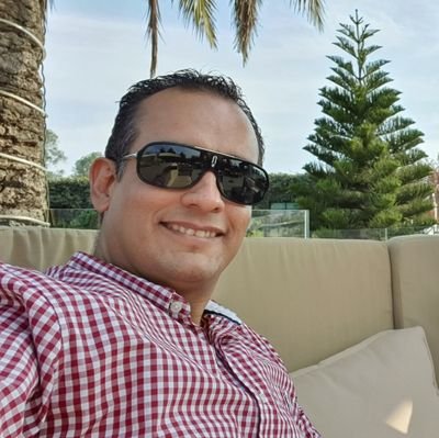 JAVIER_MARISCAL's profile picture. LAE....Sin Religión ni Partido Político, Mi Familia es Primero, Sports, Music and Friends. @chivas @chargers @padres @depechemode @u2