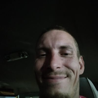 hi im 32 married if you want to be friends we can chat other than that I'm not dealing with no bulshit just friends so if you're looking to hook up go somewhere
