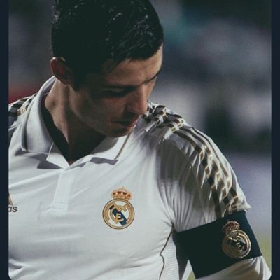 #TeamRonaldo
#TeamCR7
Cristiano the 🐐
Football Twitter