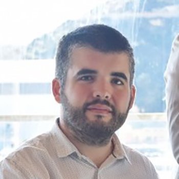 Arquitecto. Investigador, interesado en Arq, SEO y mil cosas más. Fundador de @LeukosArch. Fui representante estudiantil.