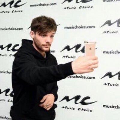 loumyonlyreason's profile picture. WE LOVE YOU LOU