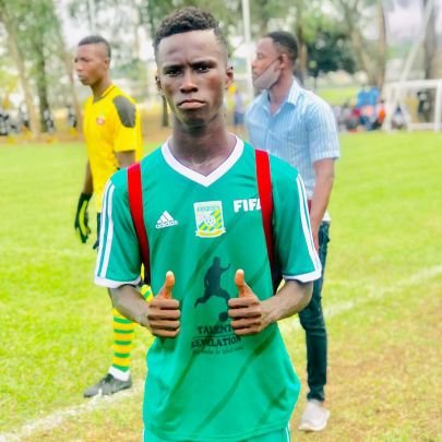 ZidaneJ11822080's profile picture. je suis un jeune footballeur de 15ans qui avolue au poste de ailier gauche/droit qui percutent,rapide recherche juste quelqu'un à l'aider à montrer son talent