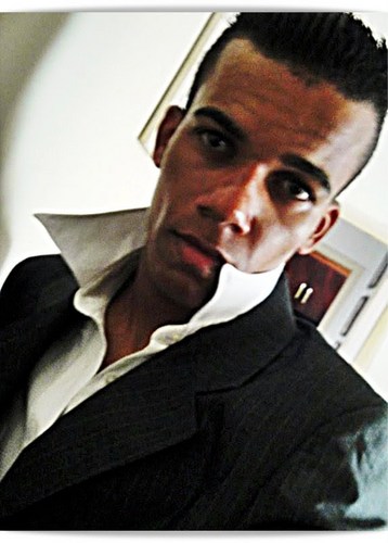 André Felipe Ferreira Dos Santos 
Nextel ID: 121*7142
Sou Unico e Recuso Imitações ....